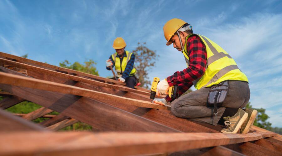 Professional Flat Roofing Installation services in Hollister, FL